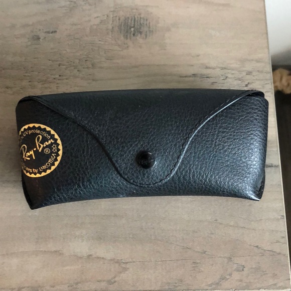 Aviator Ray-Ban Sunglasses - Picture 3 of 4